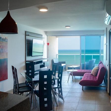 Lindo Departamento Al Pie De Playa Edificio Torre Oceanica Apartman Salinas Kültér fotó