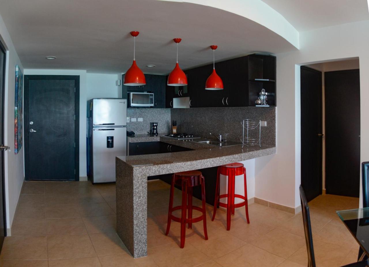 Lindo Departamento Al Pie De Playa Edificio Torre Oceanica Apartman Salinas Kültér fotó