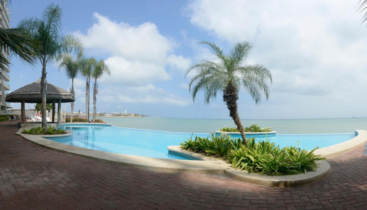 Lindo Departamento Al Pie De Playa Edificio Torre Oceanica Apartman Salinas Kültér fotó